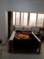 Isis Hostel 2