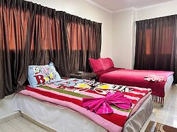 Isis Hostel 2