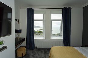 Bae Abermaw Hotel