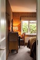 Bel & The Dragon Cookham