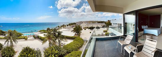 Papagayo Beach Hotel