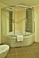 Cassiel Hotel