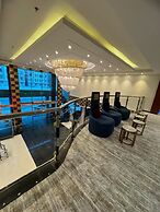 Meral Crown Hotel