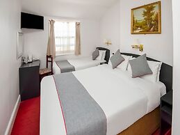 St George Hotel