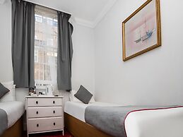 St George Hotel