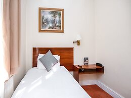 St George Hotel