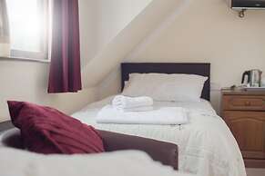 Trewern Arms Hotel