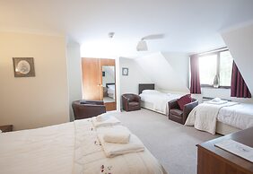 Trewern Arms Hotel