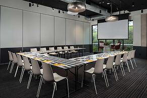 Atura Blacktown