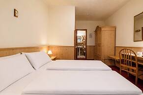 Pineta Pastry Hotel