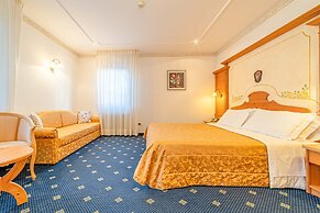 Pineta Pastry Hotel