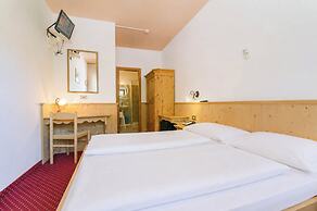 Pineta Pastry Hotel