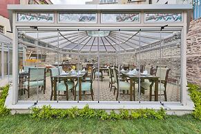 Enderun Hotel