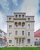 Enderun Hotel