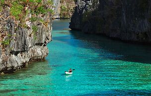 Pangulasian Island Resort