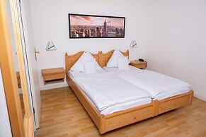 Hotel Alpha