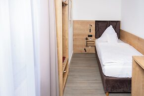 Hotel Alpha