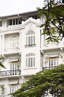 American Trade Hotel