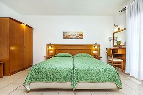 Nereides Hotel