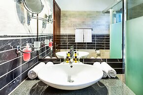 Nereides Hotel