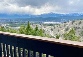 Rocky Mountain Springs Lodge