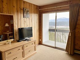 Rocky Mountain Springs Lodge