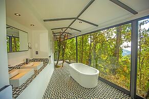 Dantica Cloud Forest Lodge