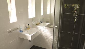 Sunbird Guest House