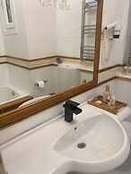 Kurfal Otel