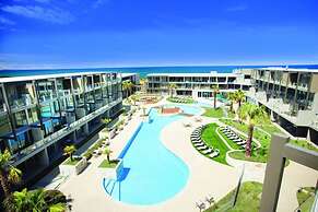 Beachfront Resort Torquay