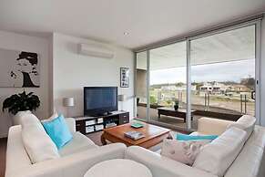 Beachfront Resort Torquay