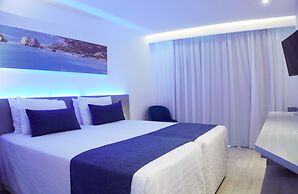 Anonymous Beach Hotel - Adults Only