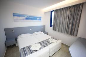 Anonymous Beach Hotel - Adults Only