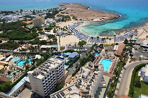 Anonymous Beach Hotel - Adults Only