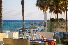 Anonymous Beach Hotel - Adults Only