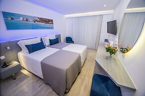 Anonymous Beach Hotel - Adults Only