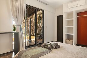 Manta Raya Hotel