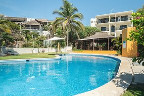 Manta Raya Hotel