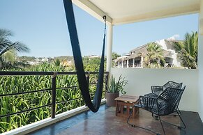 Manta Raya Hotel