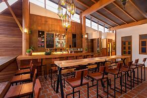 Naina Resort & Spa