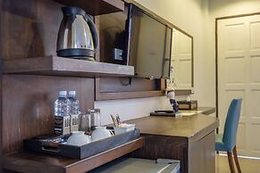 Naina Resort & Spa