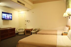 Riverside Hotel
