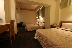 Riverside Hotel