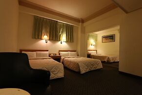 Riverside Hotel