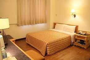 Riverside Hotel