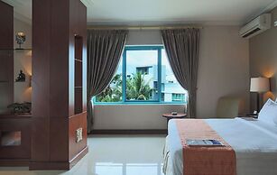 Blue Sky Hotel