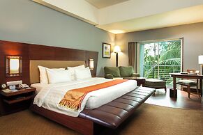 Blue Sky Hotel