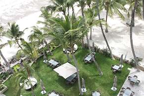 Cowrie Shell Beach Apartments