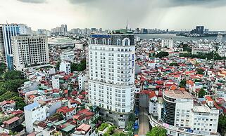 Super Candle Hotel