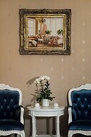 Super Candle Hotel